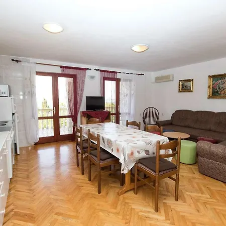 Apartment Ivan *
