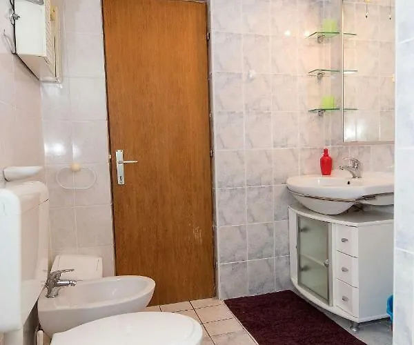 アパート Ivan ドラマリ